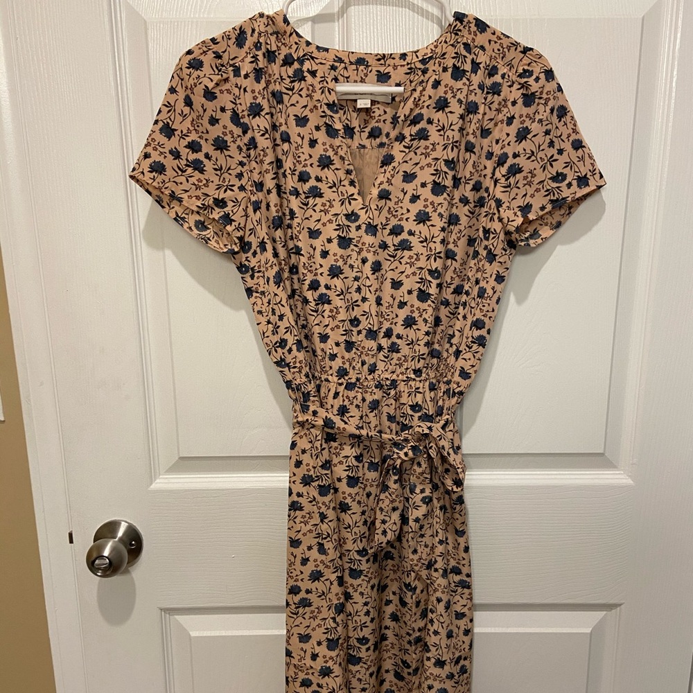 EUC size S loft dress